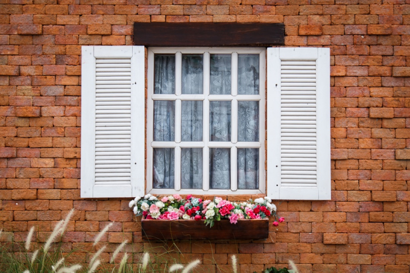 Ефективний ремонт вікон: крок за кроком