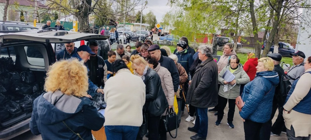 Благодійний Фонд Сергія Цюпко завітав у село Плоске