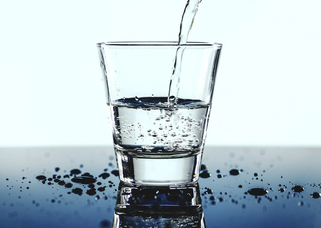 Що ховається у вашій водопровідній воді? НЕБАЧЕНИЙ ворог вашої техніки та Як його перемогти за копійки.